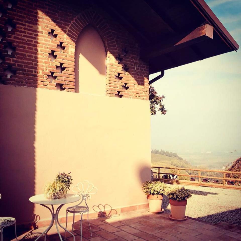 700Enolocanda Santa Giuletta Ngoại thất bức ảnh