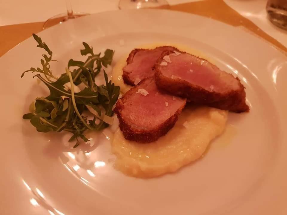 700Enolocanda Santa Giuletta Ngoại thất bức ảnh